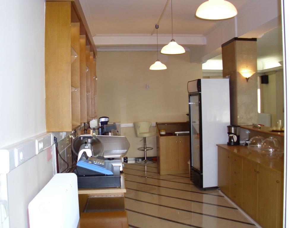 Hotel Cybele Pefki Atina Dış mekan fotoğraf