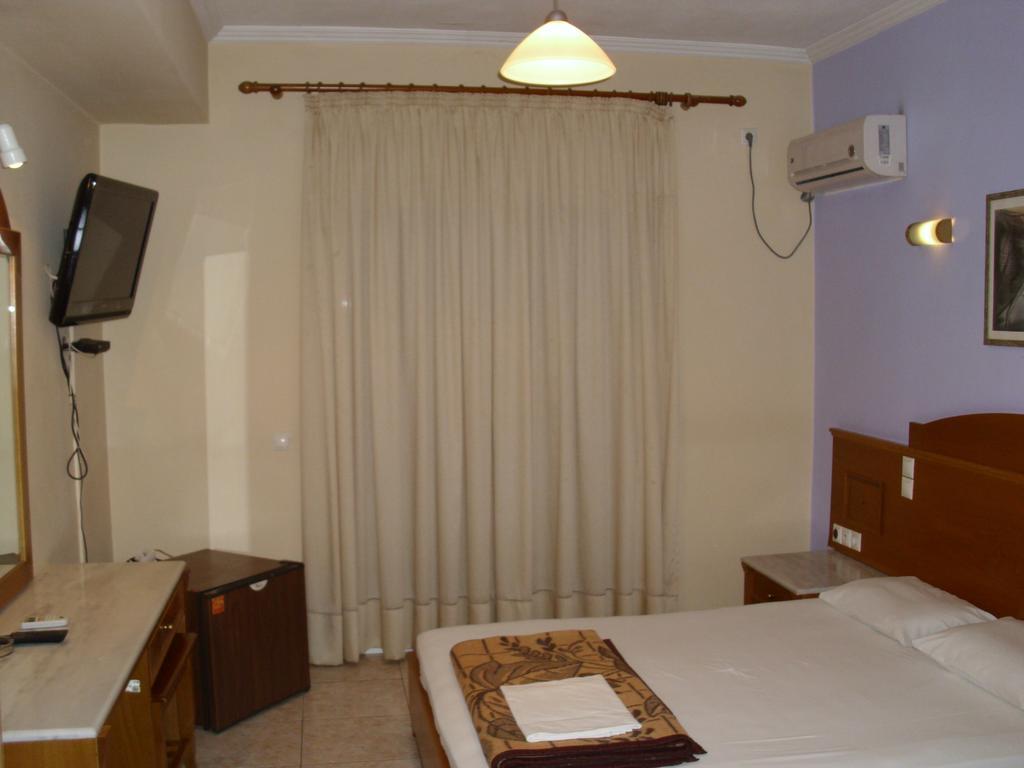 Hotel Cybele Pefki Atina Dış mekan fotoğraf