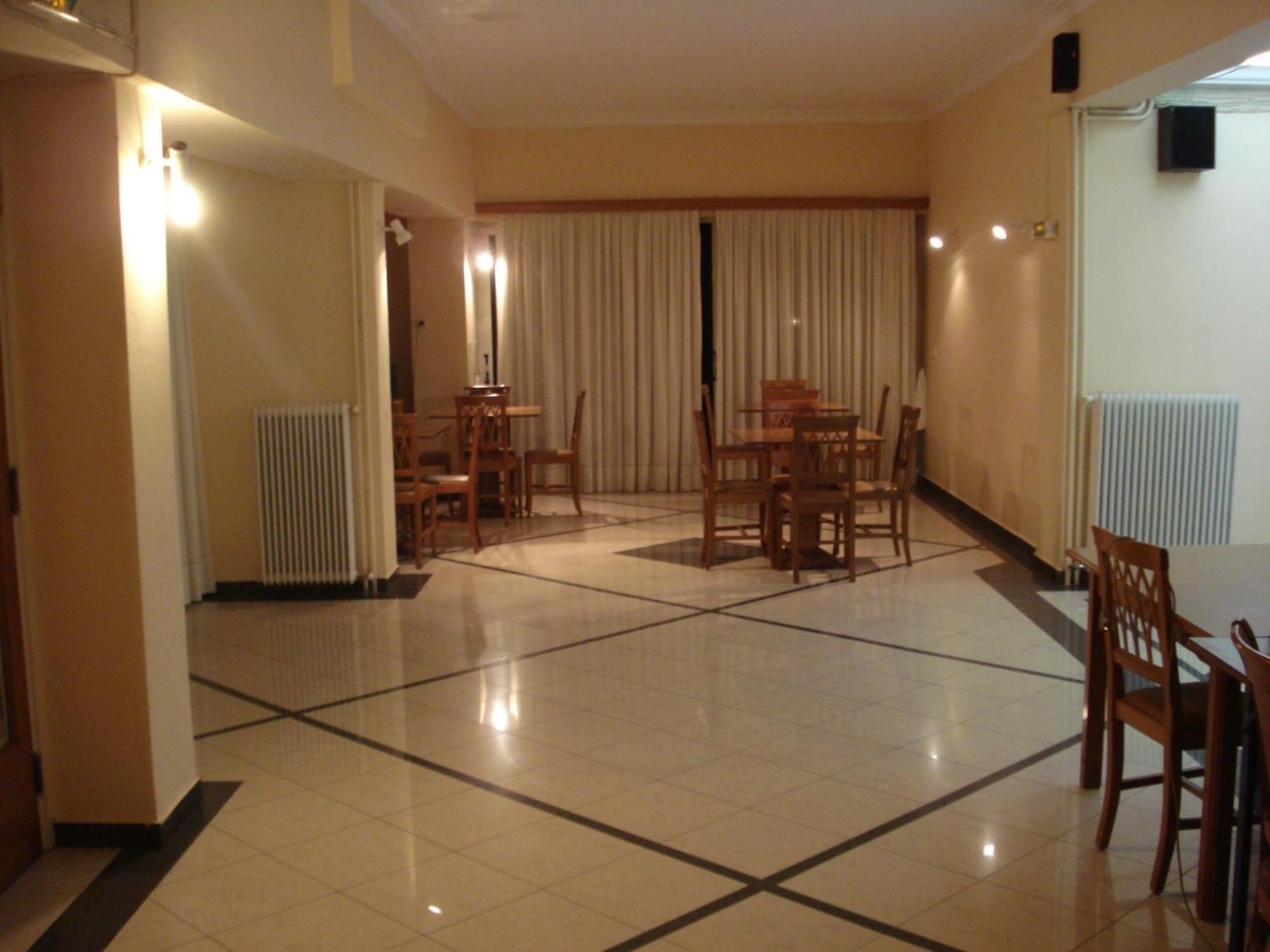 Hotel Cybele Pefki Atina Dış mekan fotoğraf