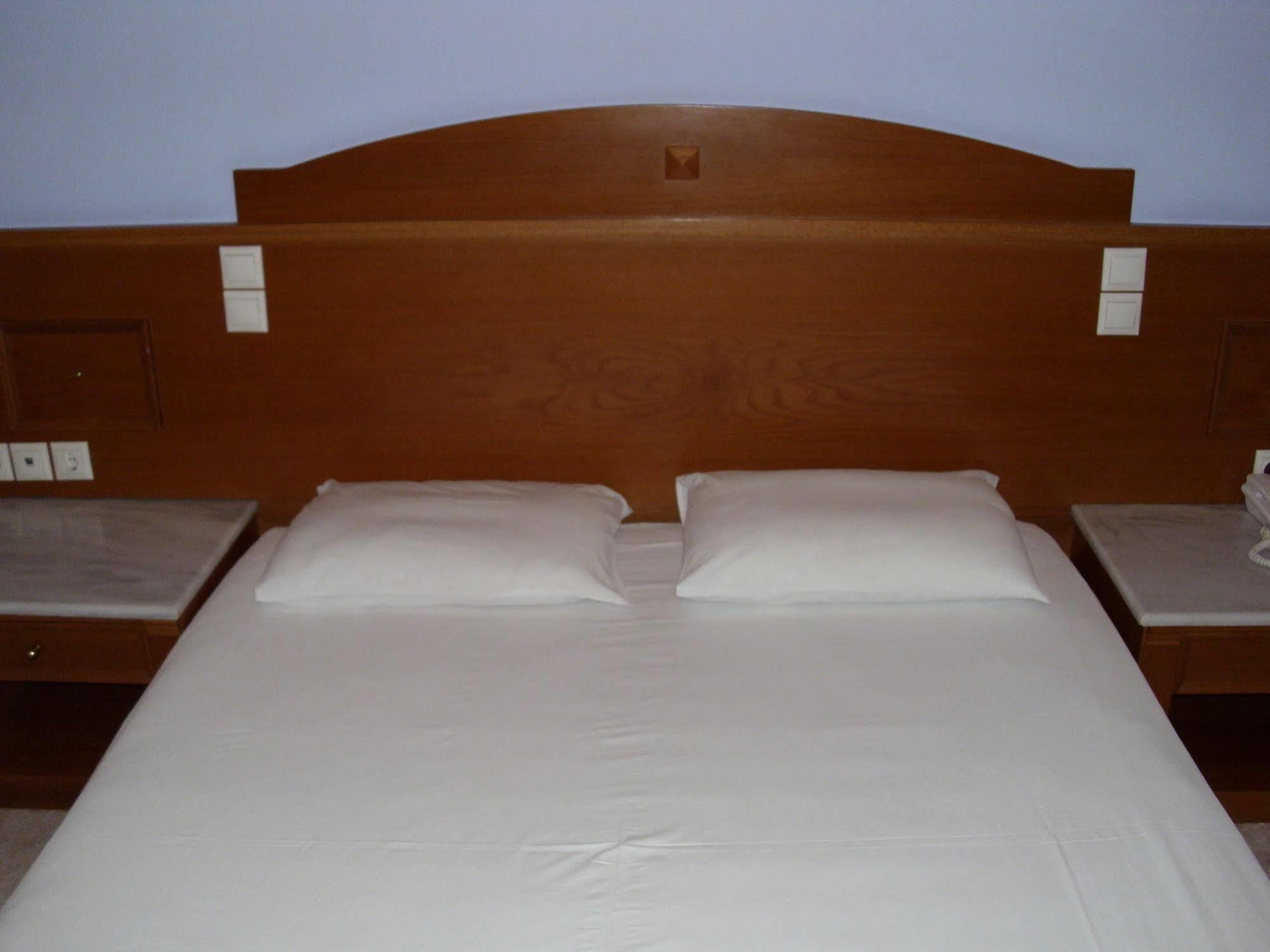 Hotel Cybele Pefki Atina Dış mekan fotoğraf